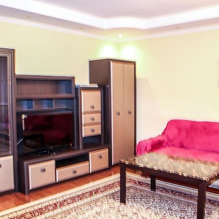 Apartmán Tolebaeva 65 Almaty Exteriér fotografie