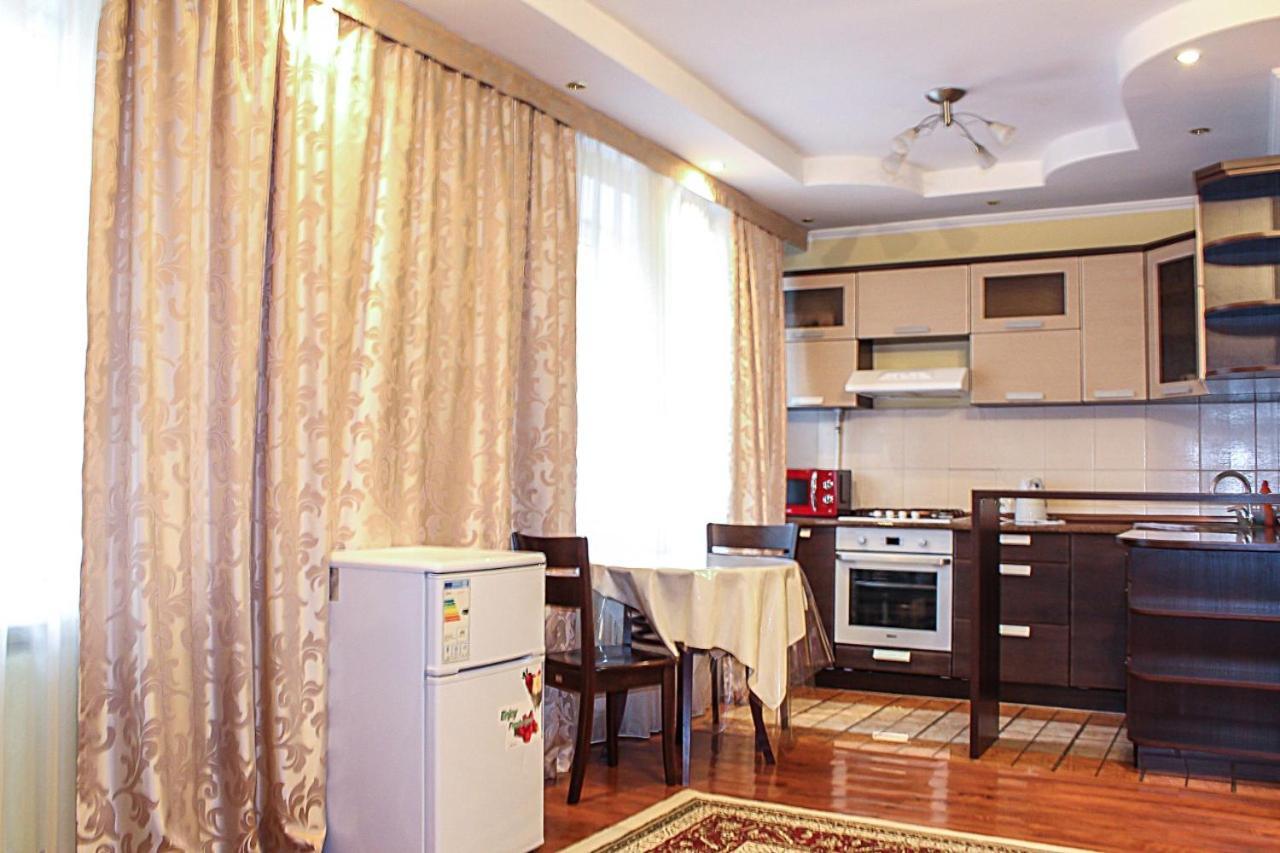 Apartmán Tolebaeva 65 Almaty Exteriér fotografie